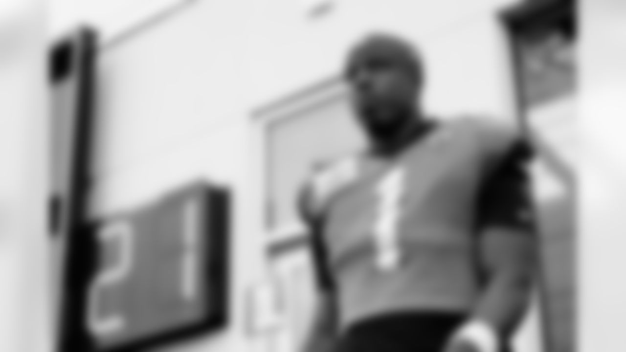 Jacksonville, Fla. — Jaguars running back Travis Etienne Jr. (1) during practice at the Miller Electric Center on December 4, 2025.