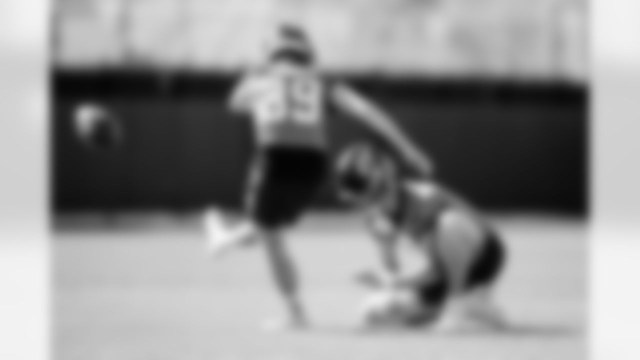 Jacksonville, Fla. — Jaguars kicker Cam Little (39) during practice at the Miller Electric Center on November 5, 2025.