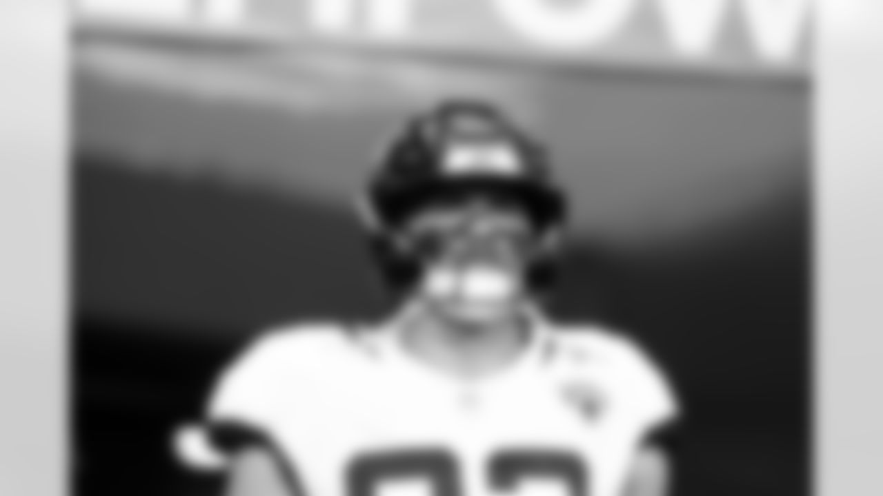 Jacksonville Jaguars vs Miami Dolphins
DL Danny Striggow (92)