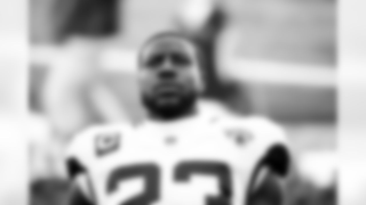 Jacksonville Jaguars vs. Tennessee Titans
LB Foyesade Oluokun (23)