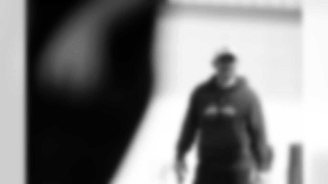 Jacksonville, Fla. — Jaguars defensive coordinator Anthony Campanile during practice at the Miller Electric Center on November 20, 2025.