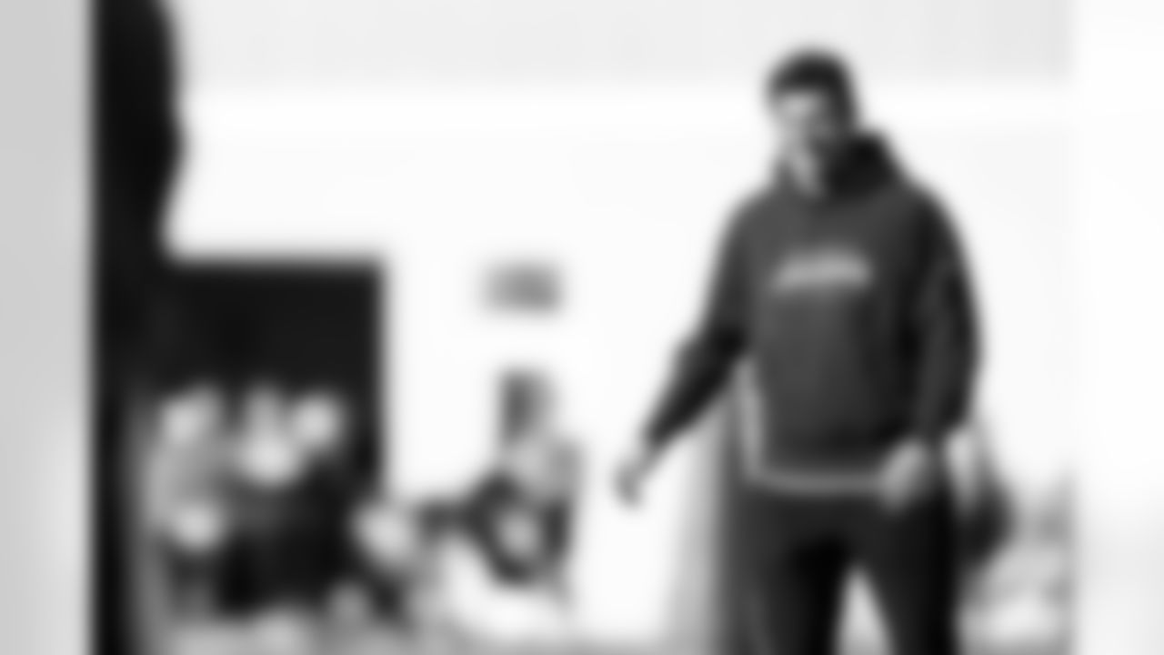 Jacksonville, Fla. — Jaguars offensive coordinator Grant Udinski during practice at the Miller Electric Center on December 25, 2025.