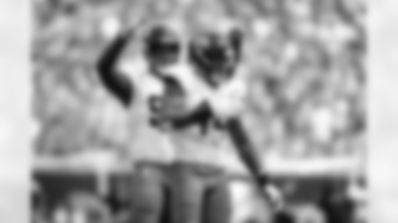 Jacksonville Jaguars vs Cincinnati Bengals
DE Travon Walker (44)