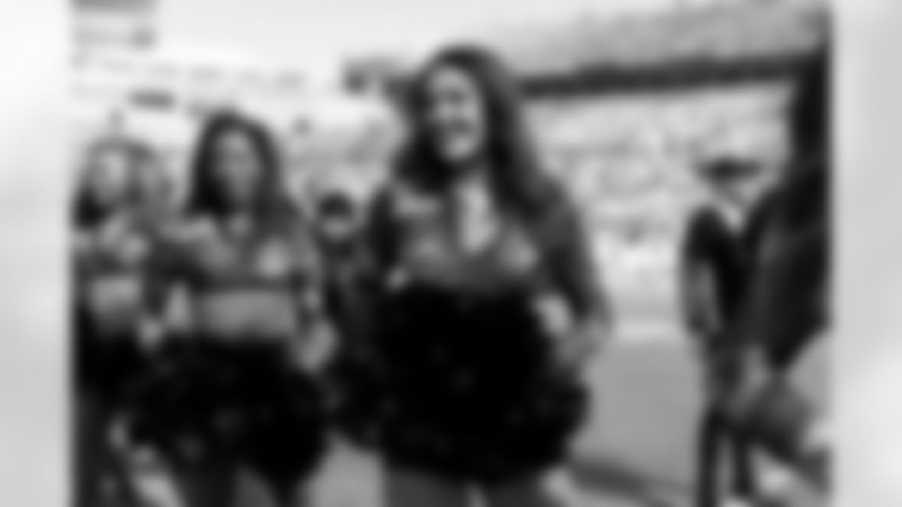 Jacksonville Jaguars vs Los Angeles Chargers