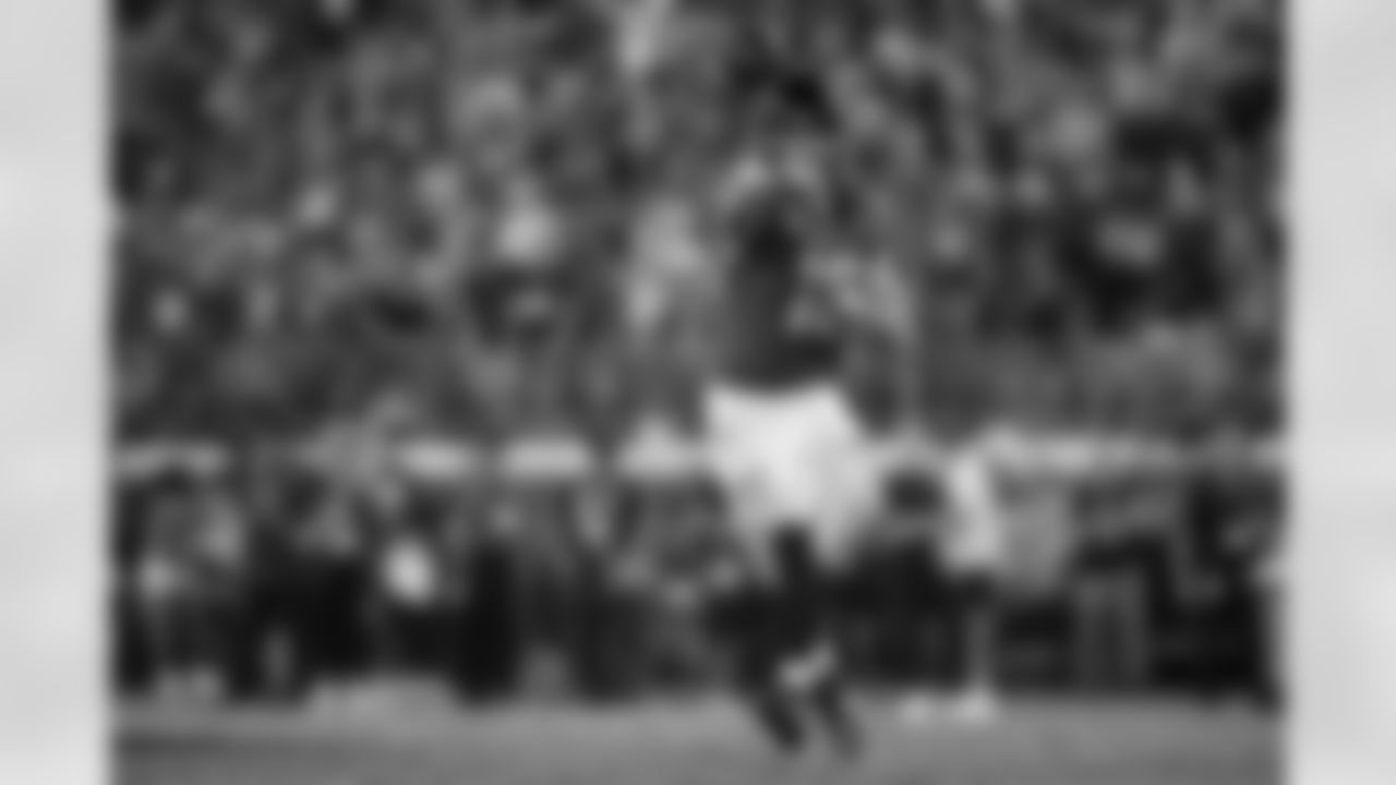 Jacksonville Jaguars vs Kansas City Chiefs
QB Trevor Lawrence (16)