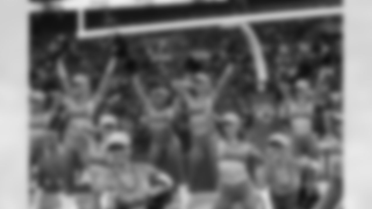 Jacksonville Jaguars vs. Los Angeles Rams