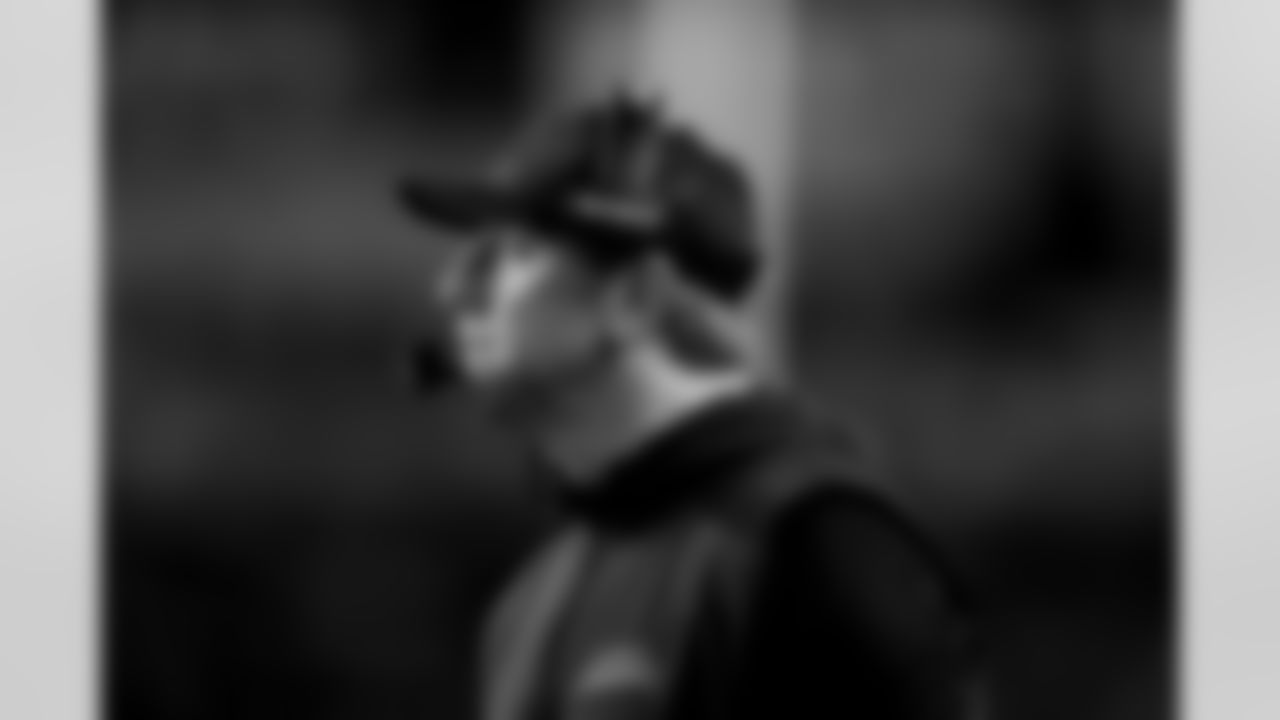 Jacksonville Jaguars vs Miami Dolphins
HC Liam Coen