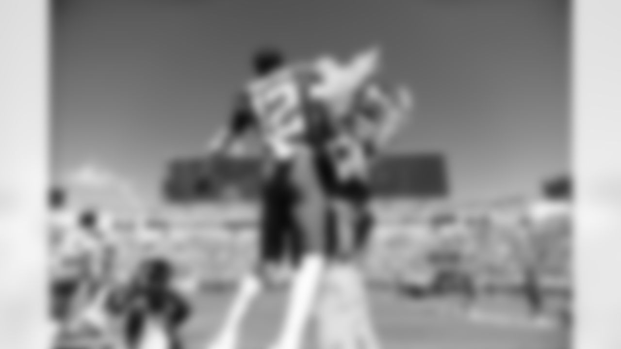 Jacksonville Jaguars vs Seattle Seahawks
WR/DB Travis Hunter (12)