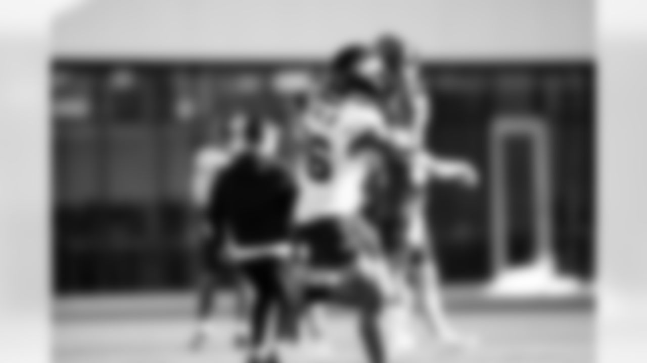 Jacksonville, Fla. — Jaguars running back LeQuint Allen Jr. (36) during practice at the Miller Electric Center on December 25, 2025.