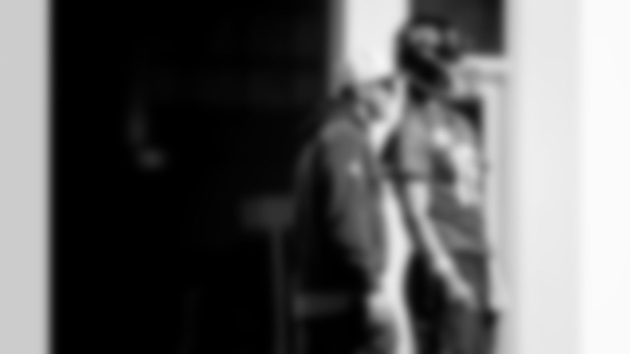 Jacksonville, Fla. — Jaguars quarterback Trevor Lawrence (16) and offensive coordinator Grant Udinski during practice at the Miller Electric Center on November 12, 2025.