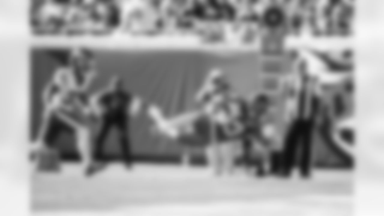 Jacksonville Jaguars vs New York Jets
RB Bhayshul Tuten (33)