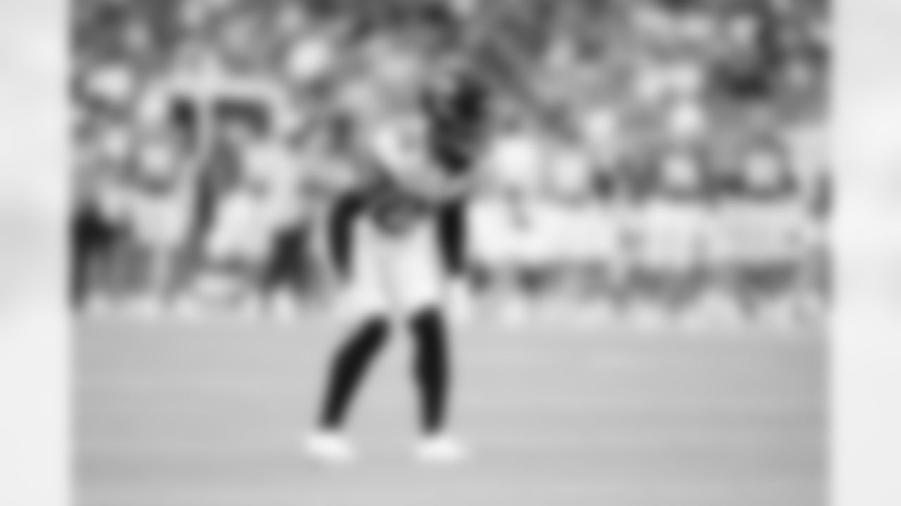 Jacksonville Jaguars vs Miami Dolphins
S Rayuan Lane III (25)