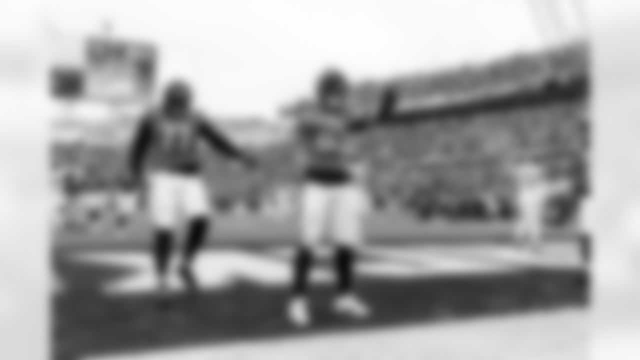 Jacksonville Jaguars vs Tennessee Titans

TE Brenton Strange (85)