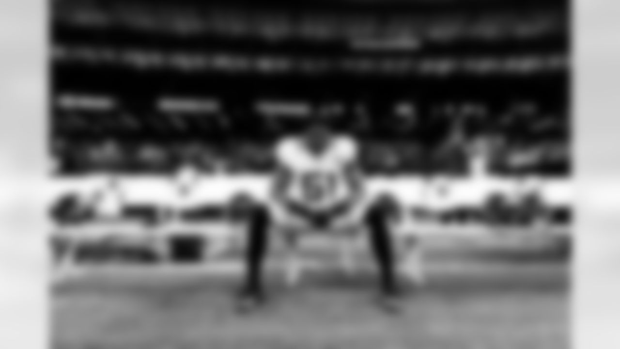 Jacksonville Jaguars vs New Orleans Saints
LB Ventrell Miller (51)