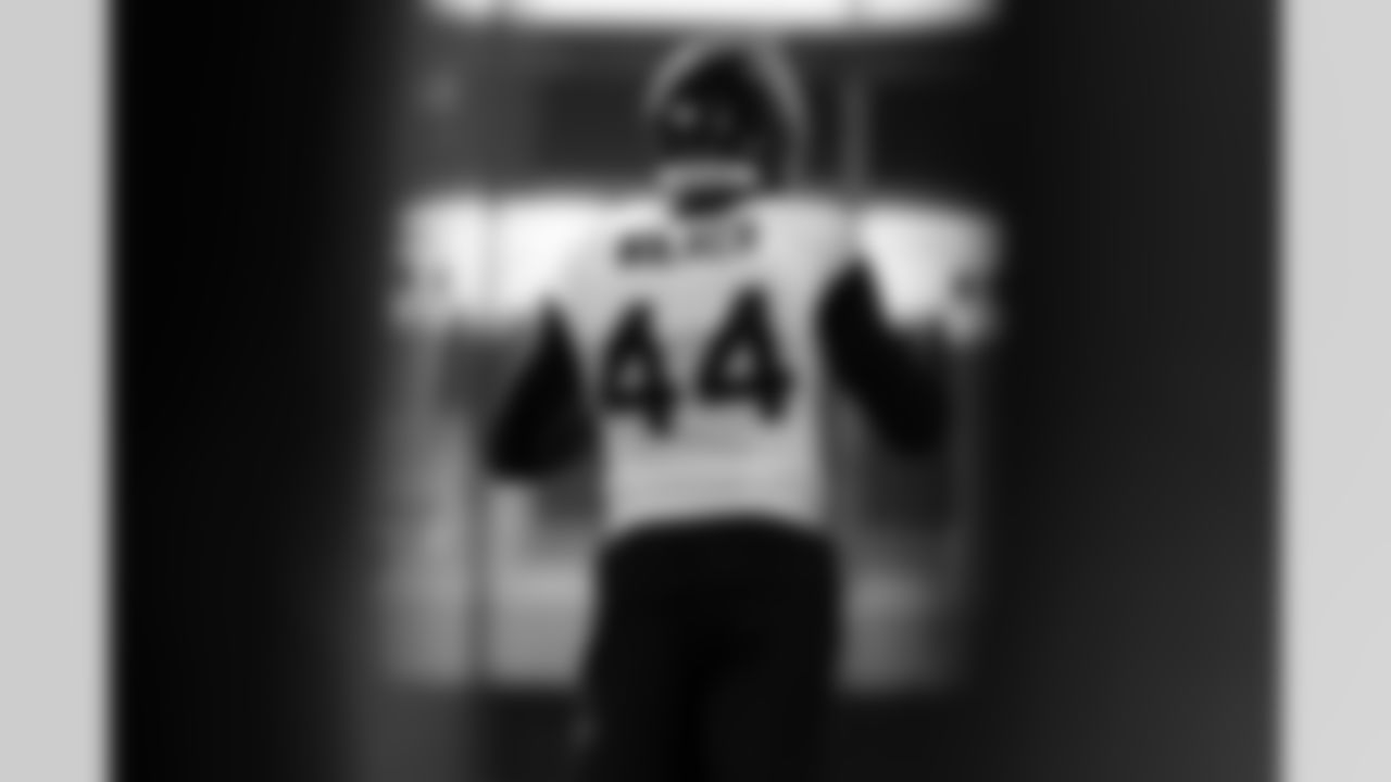 Jacksonville, Fla. — Jaguars defensive end Travon Walker (44) during practice at the Miller Electric Center on December 11, 2025.