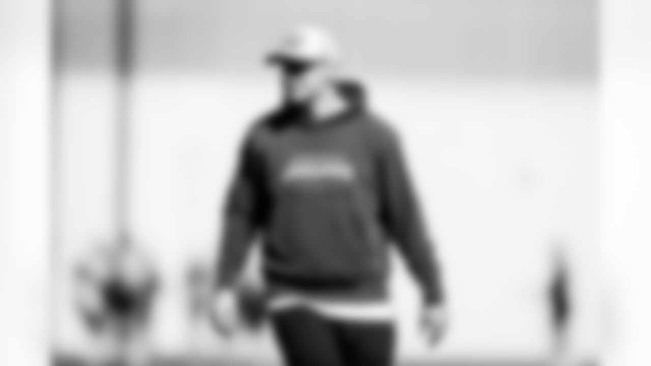 Jacksonville, Fla. — Jaguars offensive coordinator Grant Udinski during practice at the Miller Electric Center on December 11, 2025.