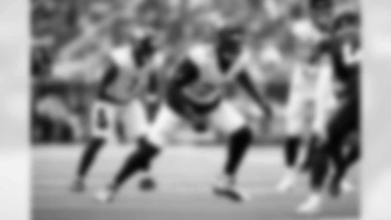 Jacksonville Jaguars vs Houston Texans

OL Anton Harrison (77)