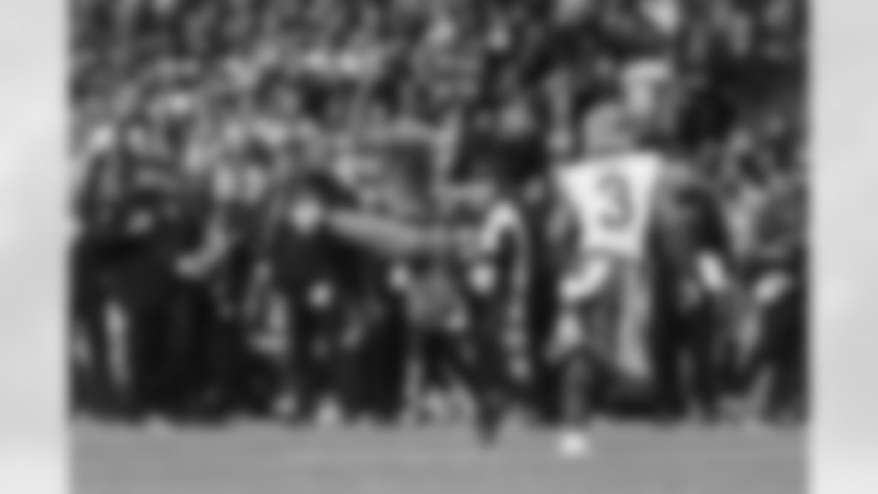 Jacksonville Jaguars vs. Los Angeles Rams
WR Tim Patrick (17)