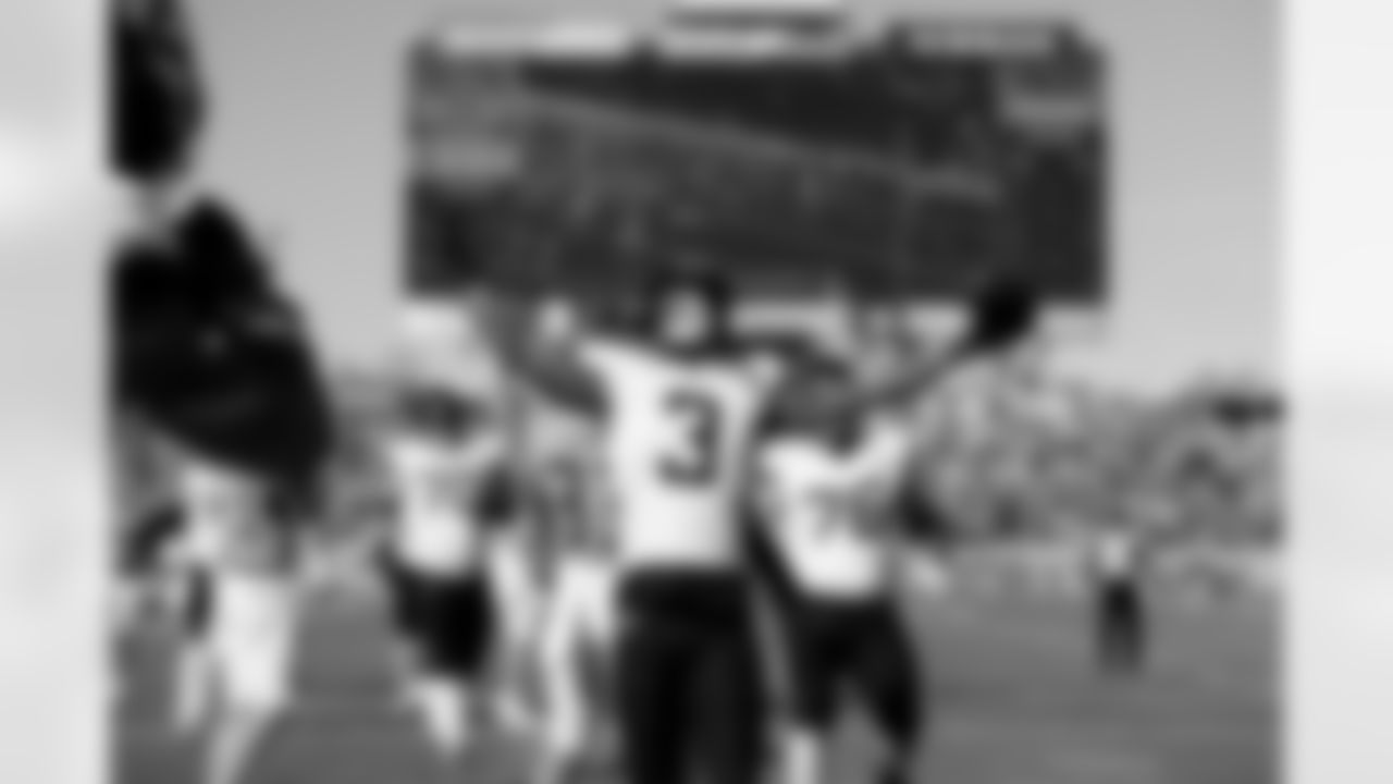 Jacksonville Jaguars vs Tennessee Titans

WR Jakobi Meyers (3)