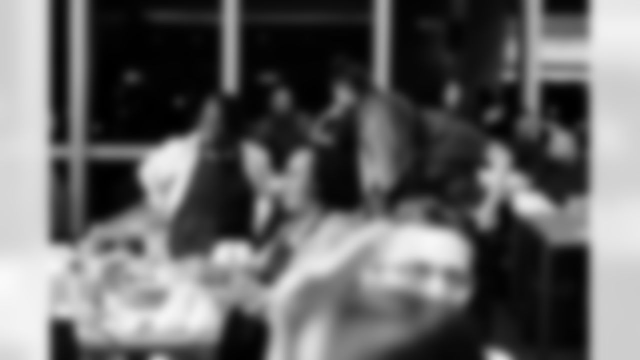 2023_0104_KickingItWithSoles_48