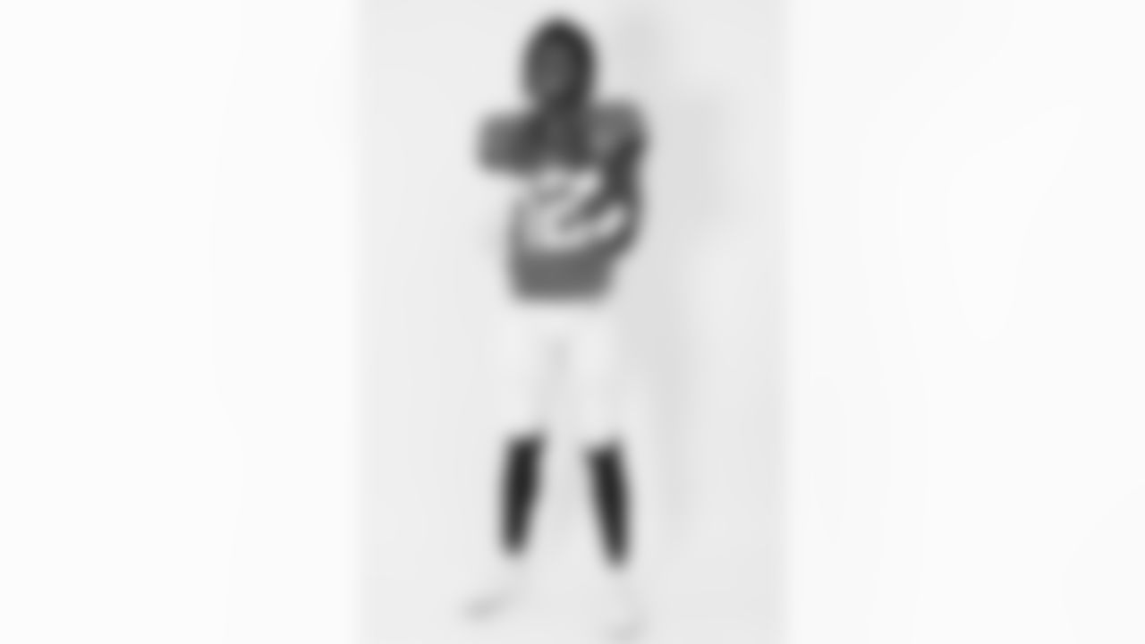 Jacksonville Jaguars defensive back and wide receiver Travis Hunter (12) poses for a portrait during the NFLPA Rookie Premiere on Saturday, May 17, 2025 in Thousand Oaks, Calif. (Ben Liebenberg/NFL)