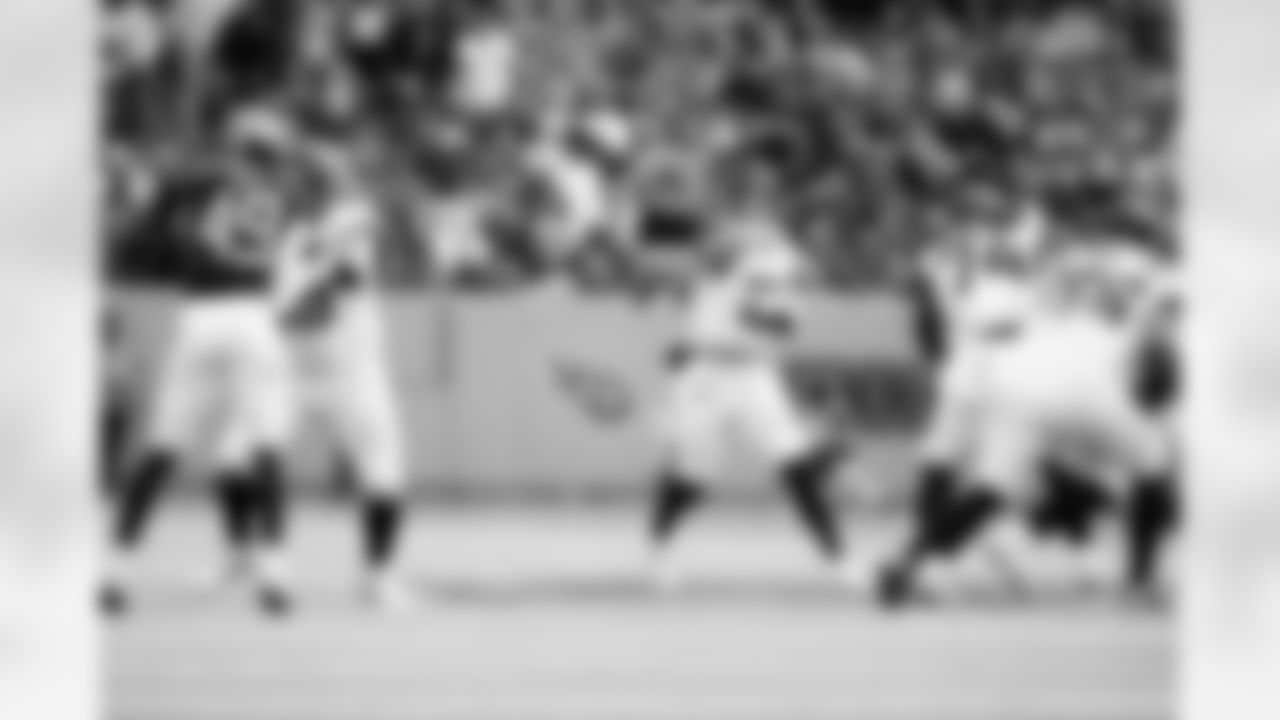 Jacksonville Jaguars vs. Tennessee Titans
QB Trevor Lawrence (16)