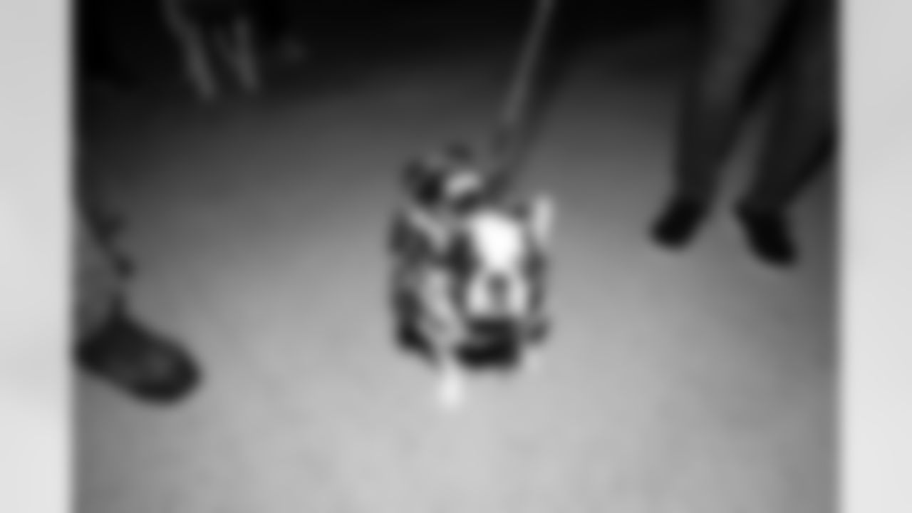 2023_1212_FanClubHolidayPawty_25
