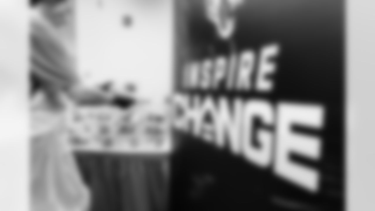 Jacksonville, Fla. — Florida Blue Senior Meal Distribution on November 24, 2025.