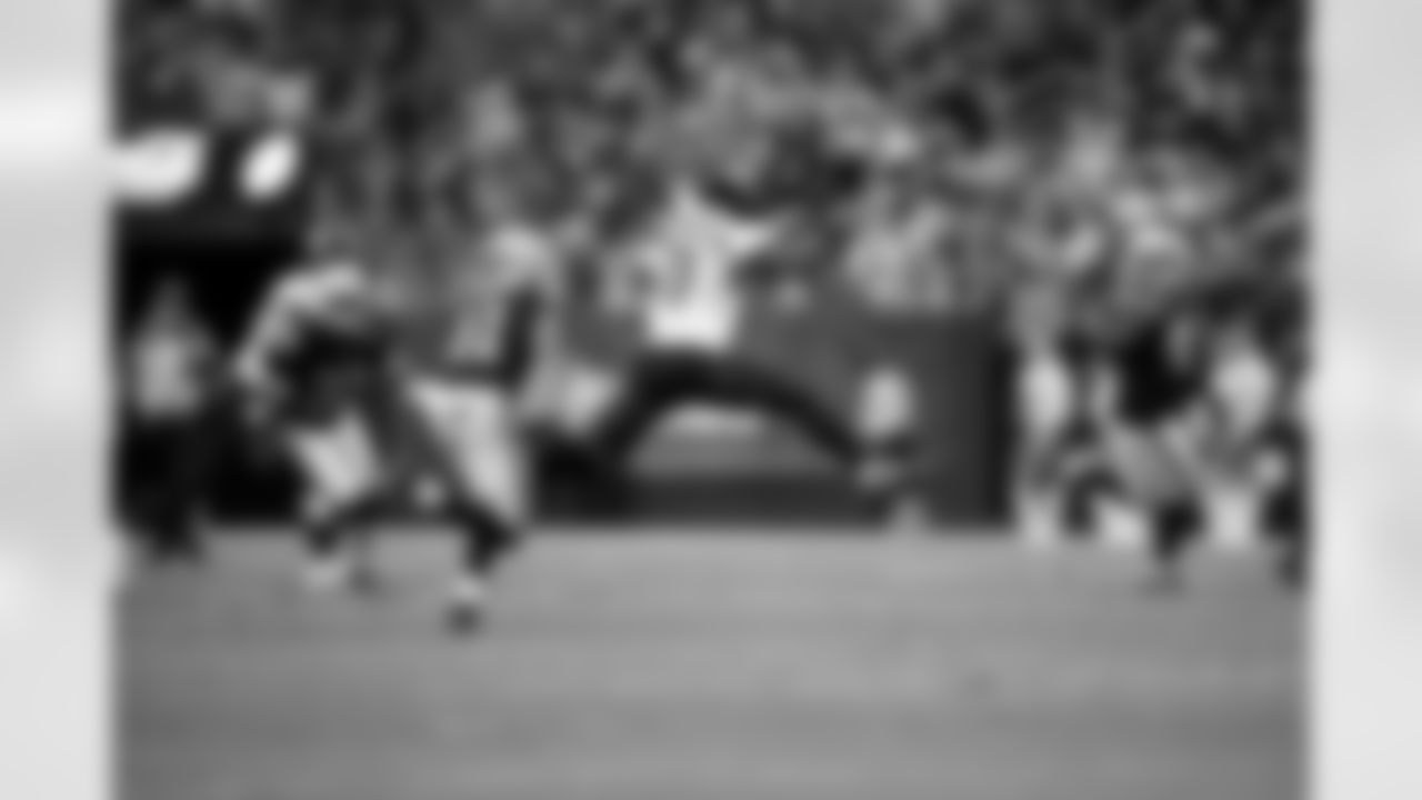 Jacksonville Jaguars vs Las Vegas Raiders

WR Parker Washington (11)