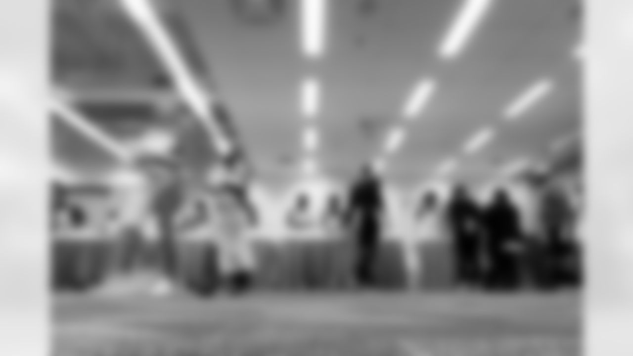 Jacksonville, Fla. — Florida Blue Senior Meal Distribution on November 24, 2025.