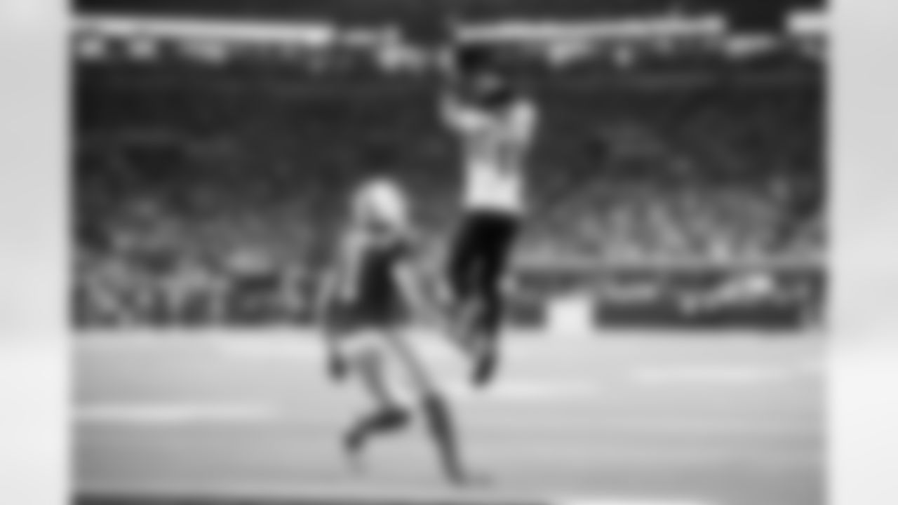 Jacksonville Jaguars vs. Indianapolis Colts

WR Parker Washington (11)