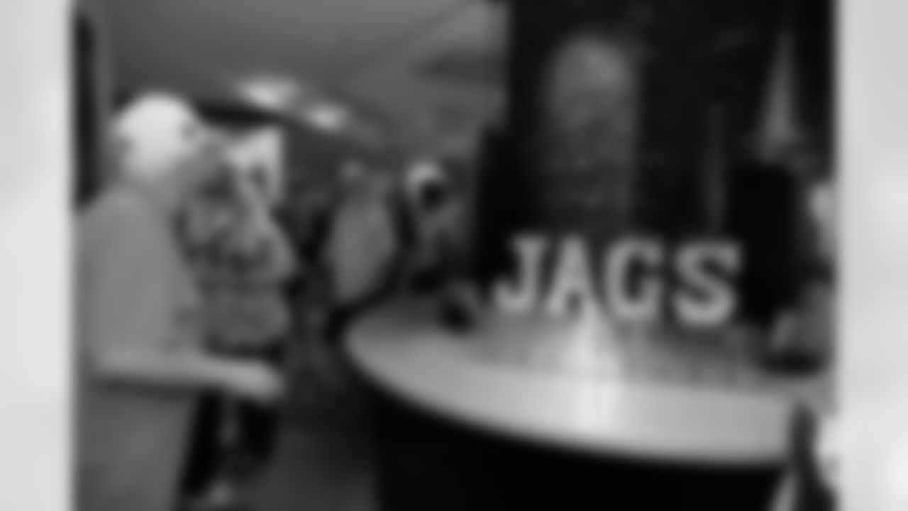 2024_0823_JaguarsONE_28