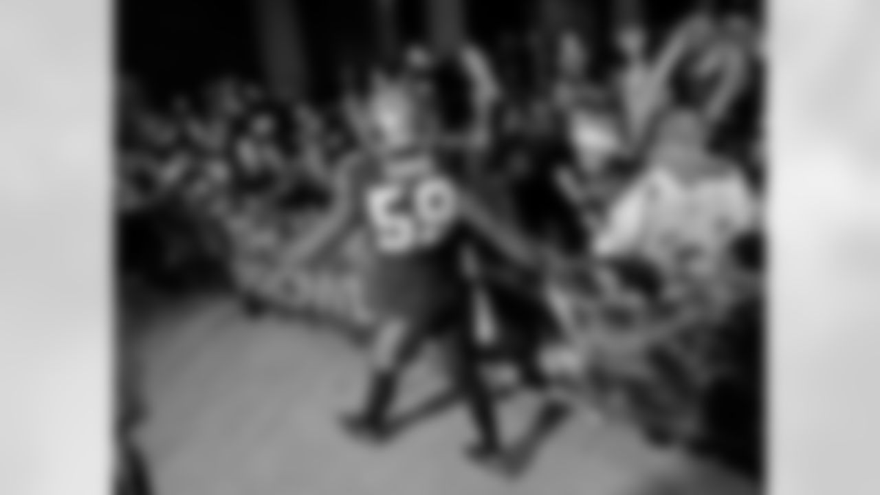 rwilson-PastJaguarsPhotoArchive_340DavisTheProwlTEN121814