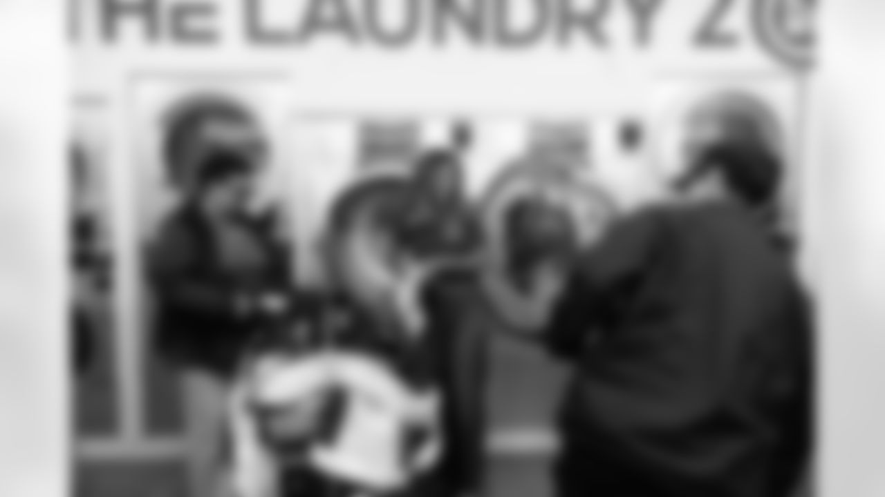 Jacksonville, Fla. — Jaguars staff members volunteer to assist at The Laundry Zone for National Laundry Day on April 15, 2025.
