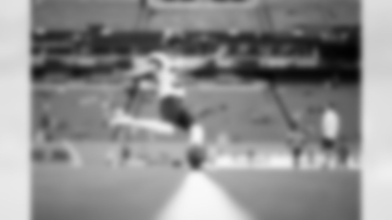 Jacksonville Jaguars vs. Tennessee Titans

K Cam Little (39)