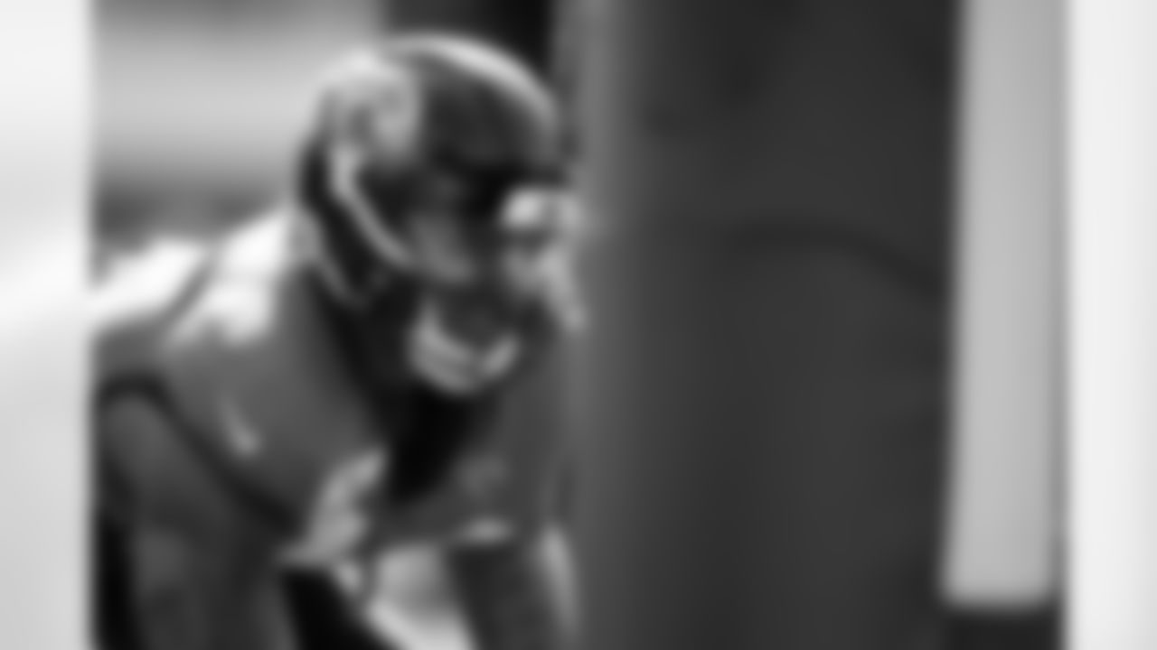 Jacksonville, Fla. — Jaguars defensive end Travon Walker (44) during practice at the Miller Electric Center on October 29, 2025.