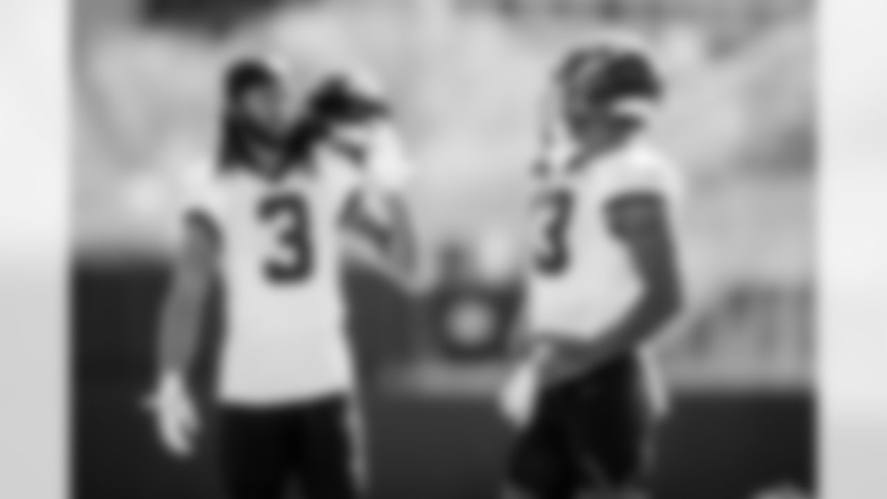 Jacksonville, Fla. — Jaguars wide receiver Jakobi Meyers (3) during practice at the Miller Electric Center on November 5, 2025.