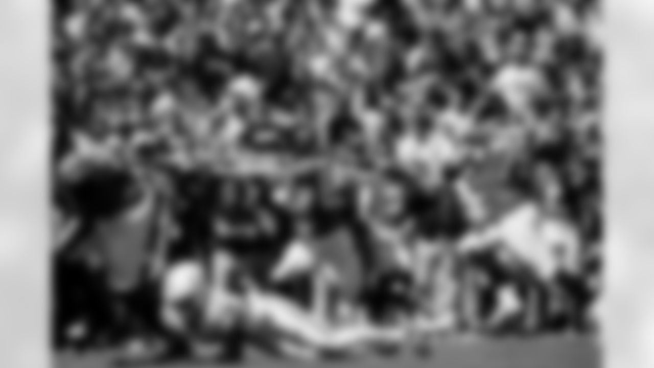 Jacksonville Jaguars vs. Indianapolis Colts

TE Brenton Strange (85)