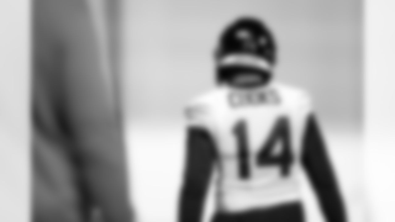Jacksonville, Fla. — Jaguars wide receiver Elijah Cooks (14) during practice at the Miller Electric Center on December 4, 2024.