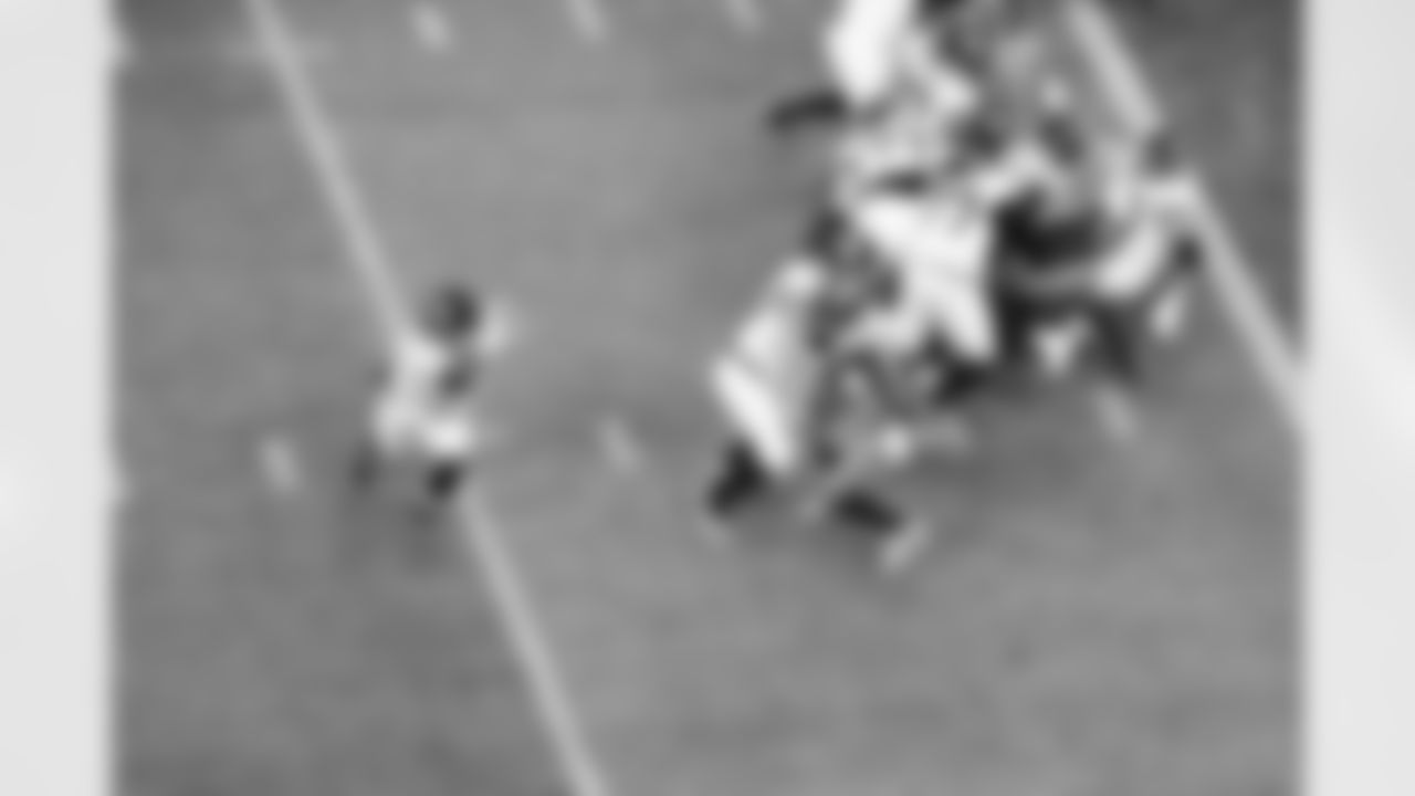 Jacksonville Jaguars vs Denver Broncos

QB Trevor Lawrence (16)