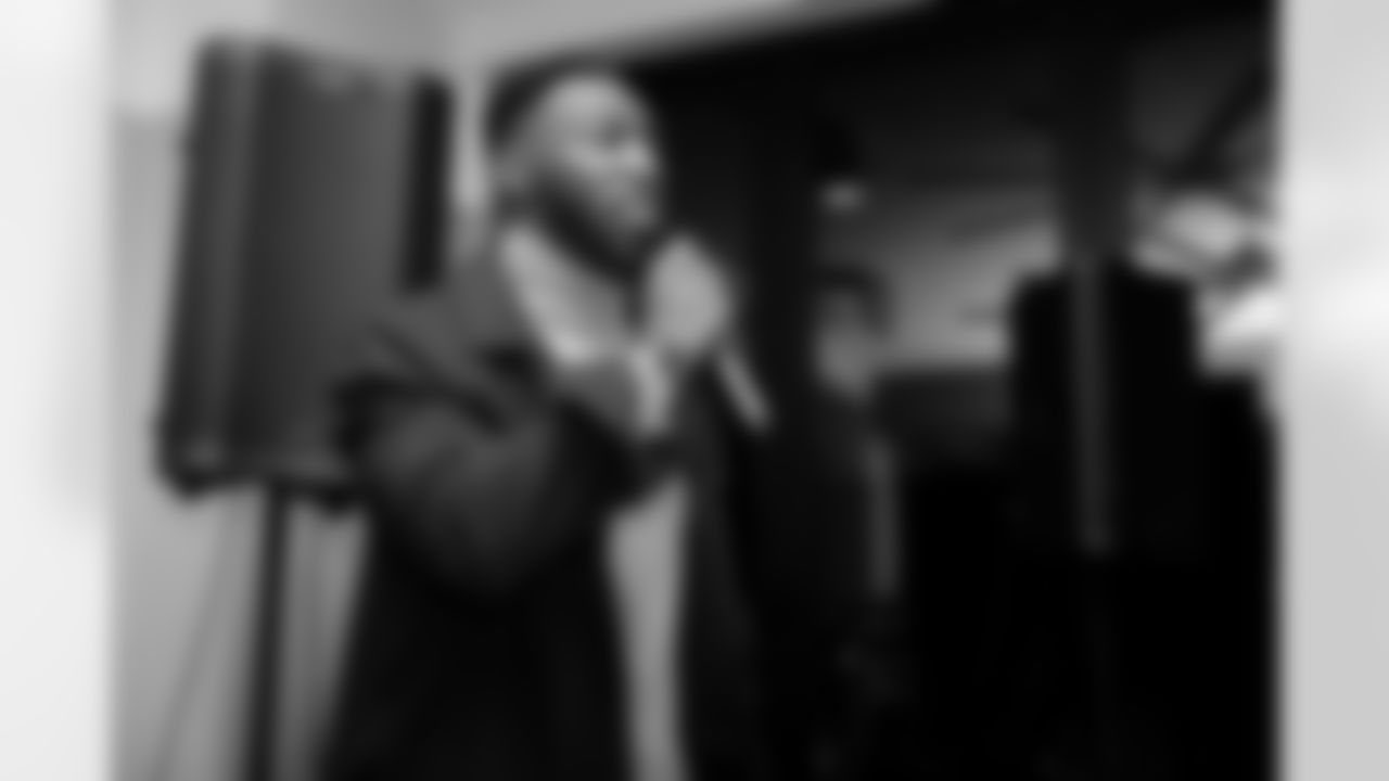 Jacksonville Beach, Fla. — Legends Weekend Friday Dinner at Sandbar Jax Bch on December 5, 2025.