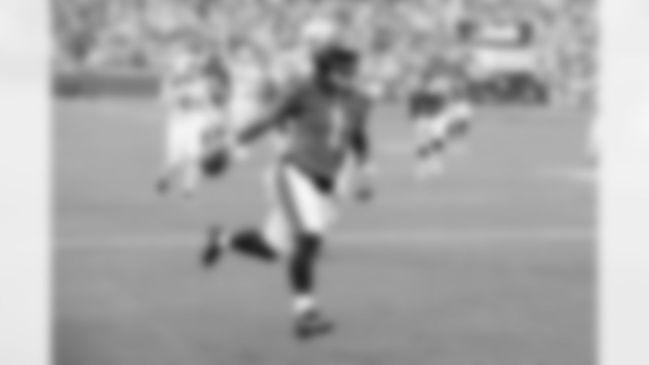 Jacksonville Jaguars vs Indianapolis Colts

RB Travis Etienne Jr. (1)