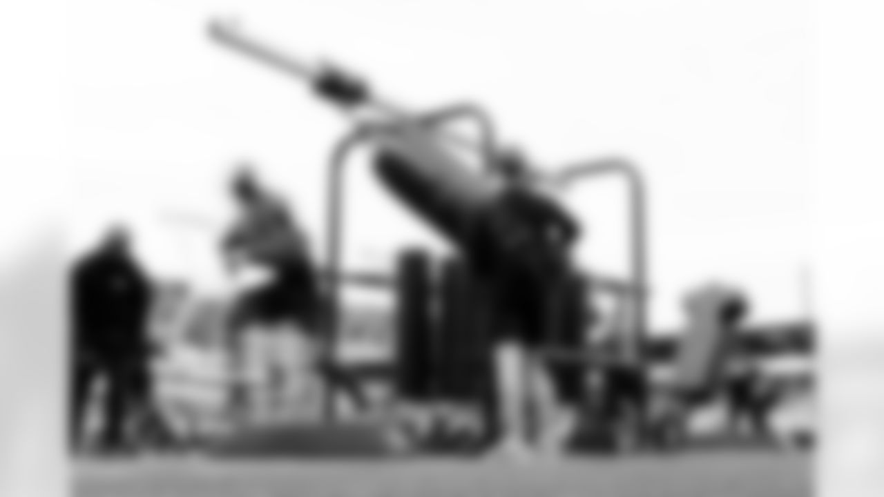 Jacksonville, Fla. — Jaguars practice at the Miller Electric Center on December 4, 2025.