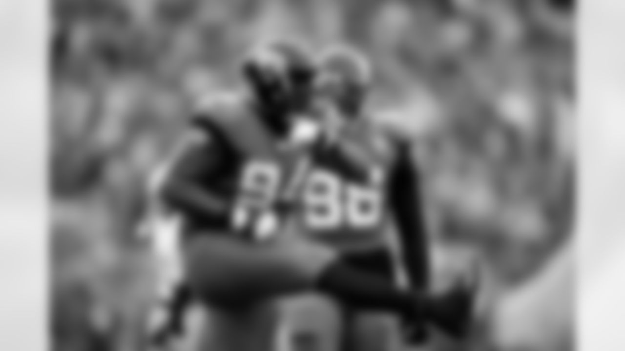 Jacksonville Jaguars vs. San Francisco 49ers

DL Foloronso Fatukasi (94)