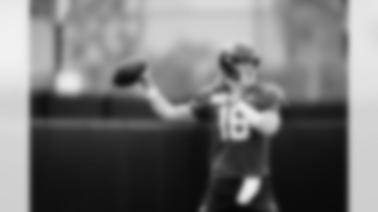 Jacksonville, Fla. — Jaguars quarterback Trevor Lawrence (16) during practice at the Miller Electric Center on December 4, 2025.