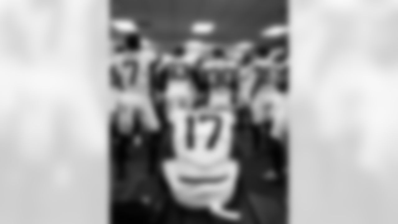 Jacksonville Jaguars vs. Tennessee Titans
TE Evan Engram (17)