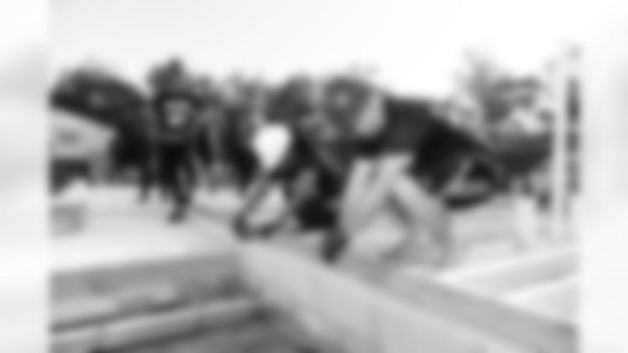 Jacksonville, Fla. — Jaguars staff members volunteer to help with a home build for Habitat for Humanity with Gallagher on April 23, 2025.