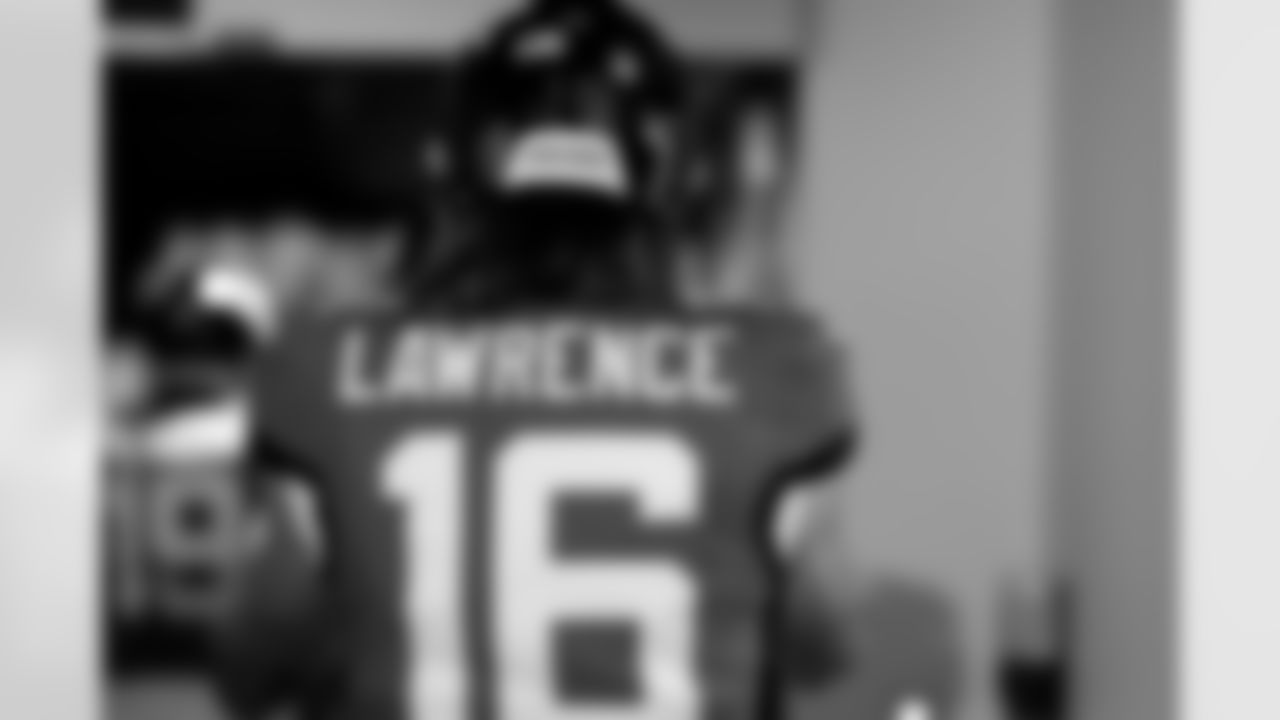 Jacksonville Jaguars vs. Pittsburgh Steelers
QB Trevor Lawrence (16)