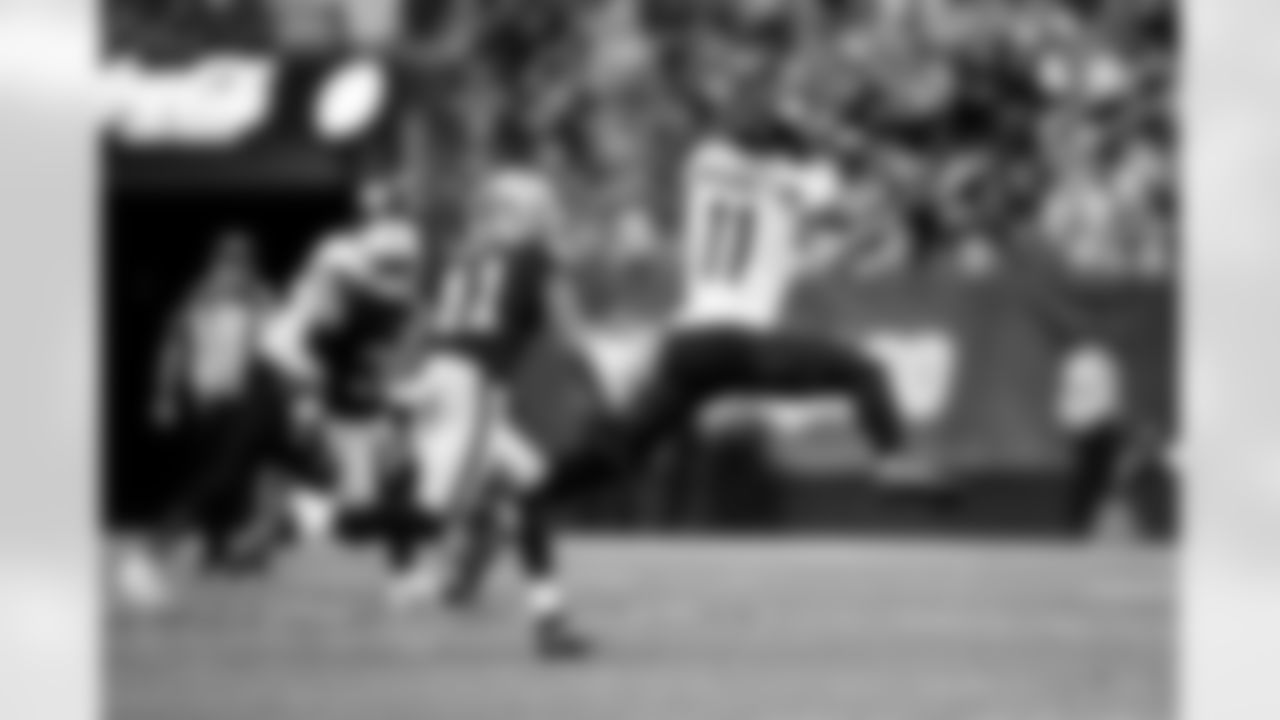 Jacksonville Jaguars vs Las Vegas Raiders

WR Parker Washington (11)