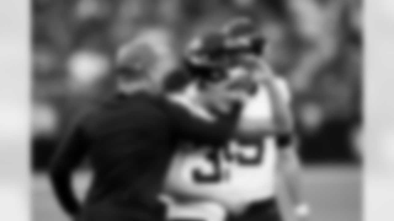 Jacksonville Jaguars vs Las Vegas Raiders

K Cam Little (39) and special teams coordinator Heath Farwell